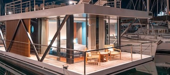 Marina Suite