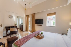Premium bedding, down comforters, memory foam beds, in-room safe - Staymaster Terra Tango 4BR Villa (Calangute)