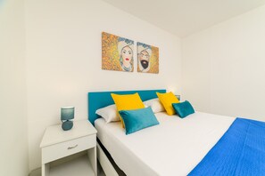 1 bedroom, iron/ironing board, free WiFi, bed sheets - Lily Suite (Massa Lubrense)
