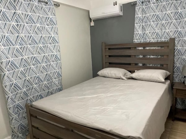 Travellers Villa - Roseau