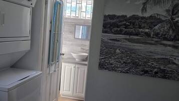 Apartment, Balcony, City View | Interior