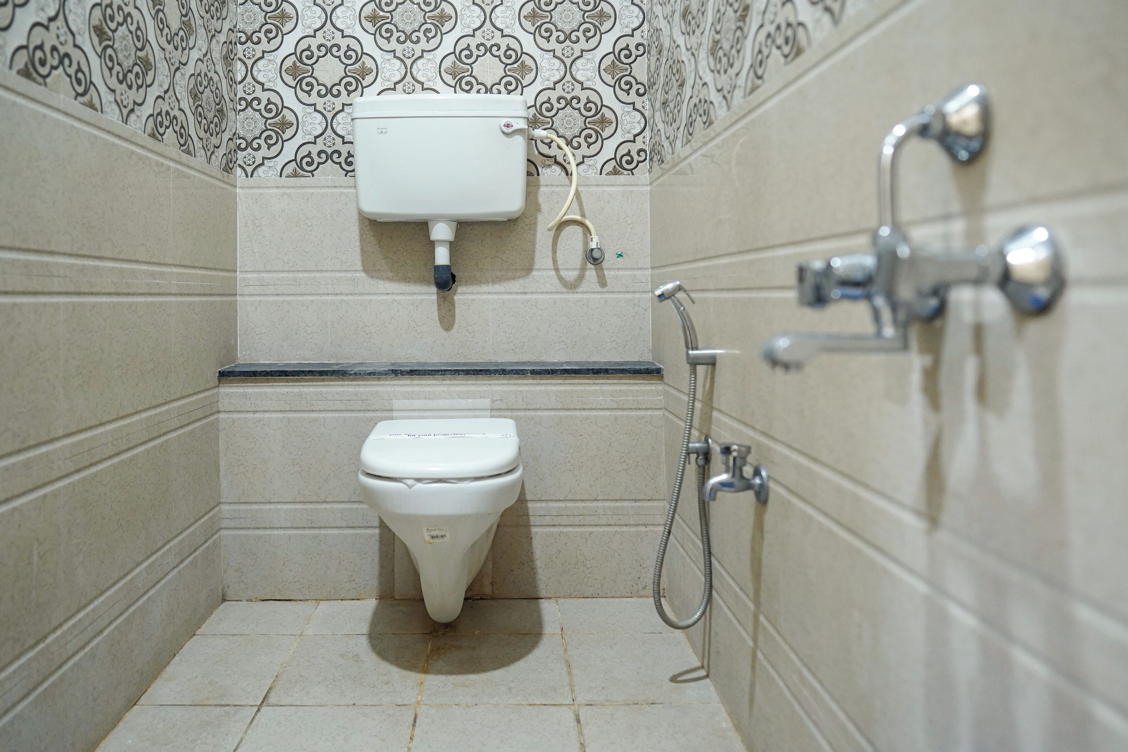 Shower, towels, soap, shampoo