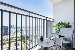 View from property - MKA Summerset Rivergate Residence  (Quan tu)