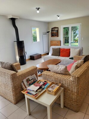 Interior - Holiday Home 'Les 3 Mésanges' with Private Terrace, Private Garden and Wi-Fi (Saint-Germain-sur-Ay)