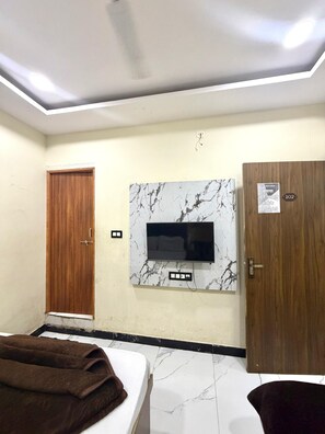Free WiFi - hotel shree prem palace  (Ujjain)