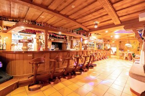 Quán bar thể thao