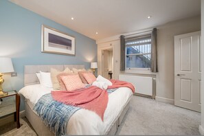 House - Chelsea 2BR Garden Patio Apartment Tube (London)
