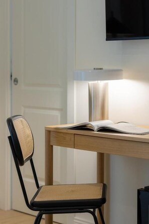 Quarto casal luxo, sacada, vista para a cidade | Parte interna