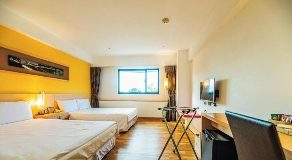 Kamar Quadruple Basic, pemandangan kota