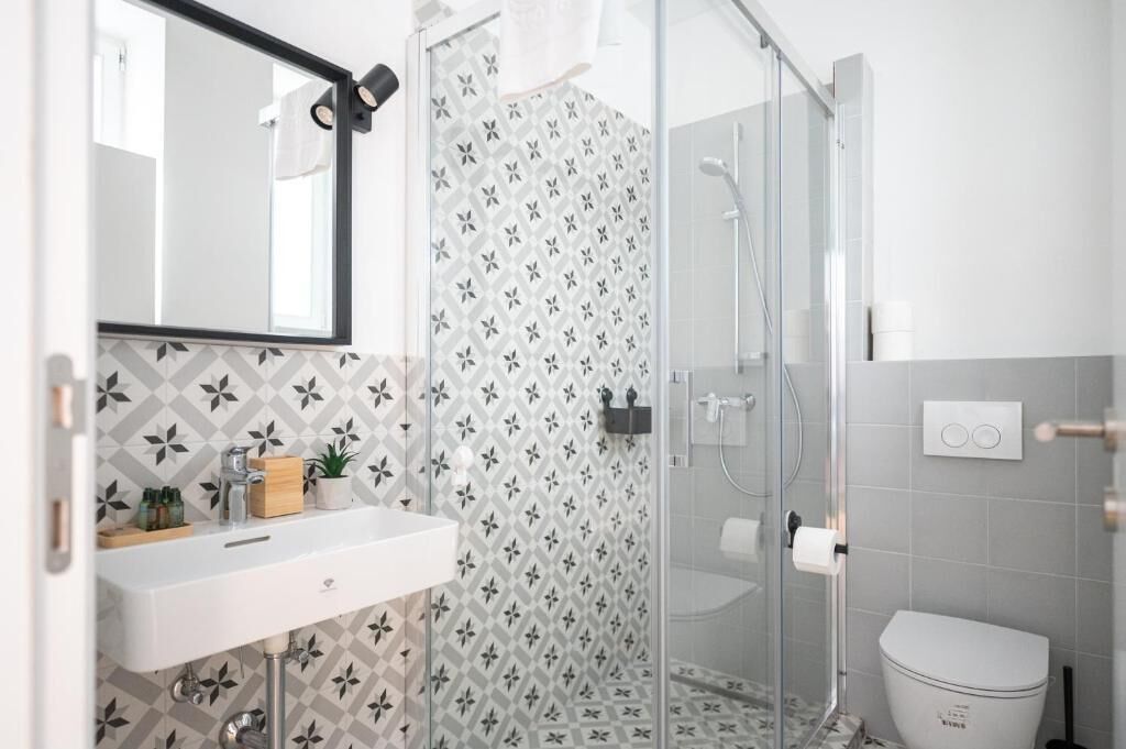 Classic-Studio, Blick auf den Innenhof | Badezimmer