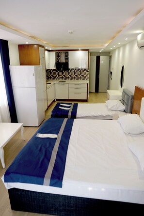 Superior Triple Room, City View - Hey Lara Hotel (Antalya)
