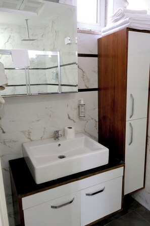 Standard Double or Twin Room, City View | Bathroom - Hey Lara Hotel (Antalya)