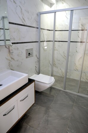 Family Suite, City View | Bathroom - Hey Lara Hotel (Antalya)