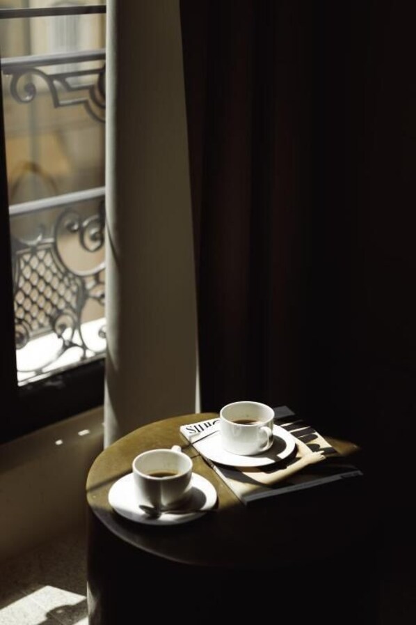 Interior - Notre Dame Hotel - Self Check-in (Nice)