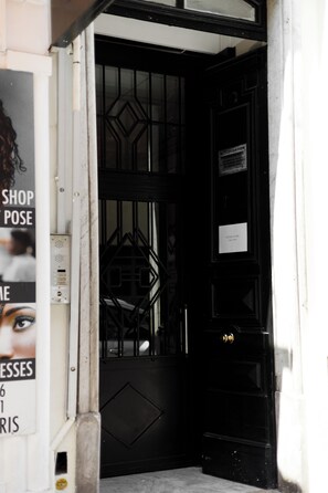 Lối vào nơi lưu trú