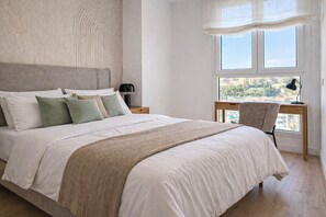 1 bedroom, iron/ironing board, free WiFi, bed sheets - Urban Sky North Tower, Malaga City (Málaga)