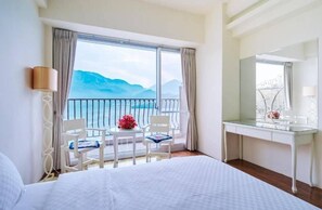Deluxe Double Room, Lake View - Island Hearth Sun Moon Lake Hotel (Nantou County)
