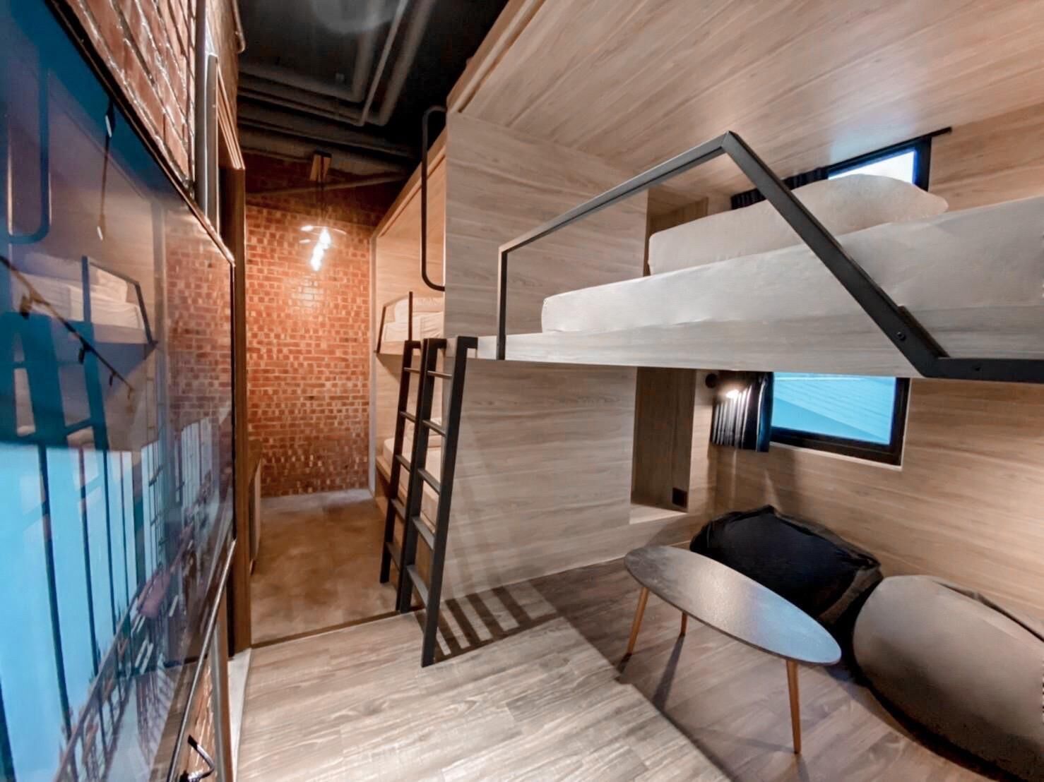 Basic Quadruple Room, Multiple Beds