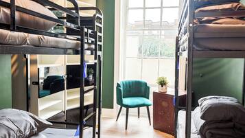 Shared Dormitory, Mixed Dorm, Non Smoking, Housekeeping | Iron/ironing board, free WiFi