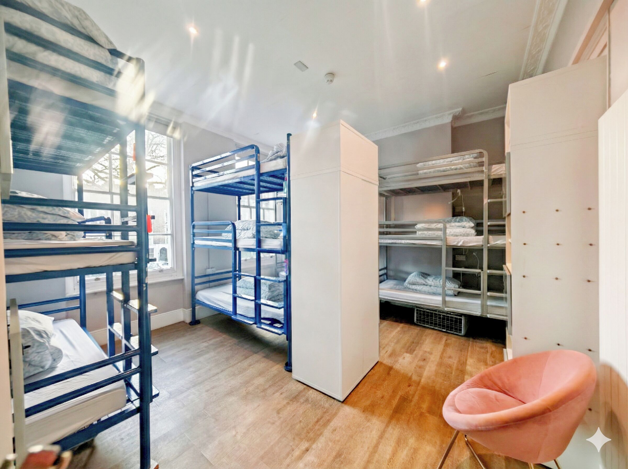 Shared Dormitory, Mixed Dorm, City View | Iron/ironing board, free WiFi