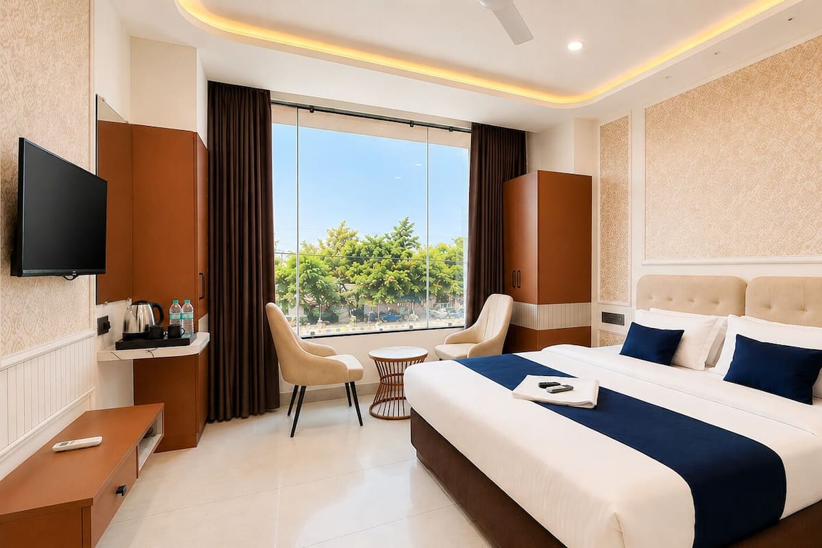 Executive Double Room, City View