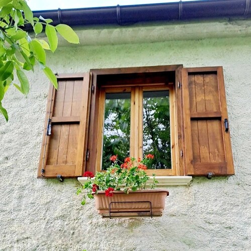 Rustic house nestled in the mountain nature of Majella National Park