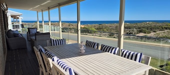 Seascapes - On Ledge-Ocean View Coastal Retreat