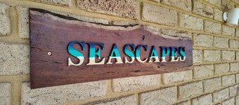 Seascapes - On Ledge-Ocean View Coastal Retreat