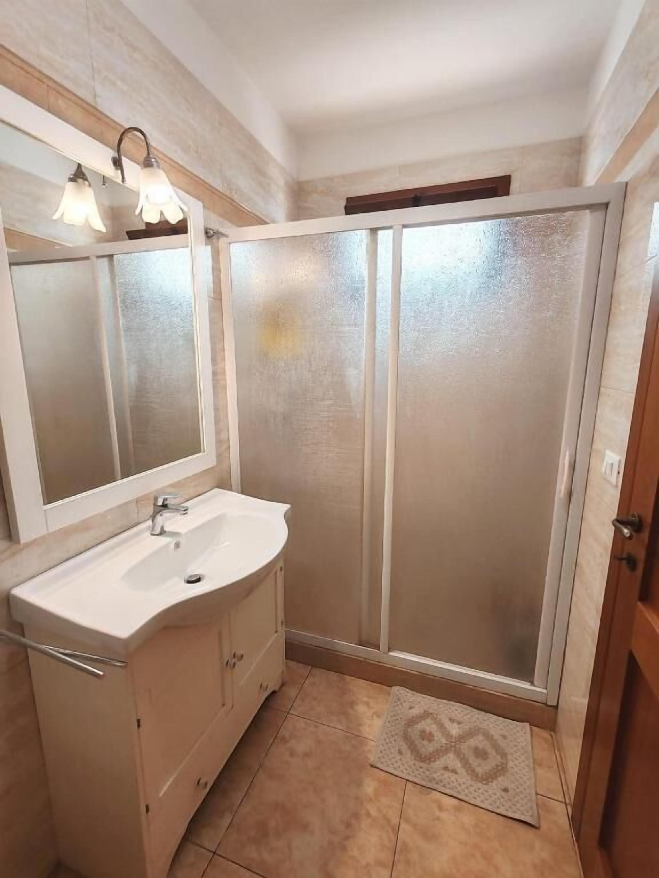 Kamar Double Deluks, pemandangan kota | Kamar mandi