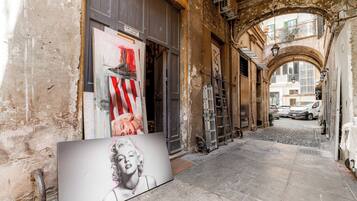 Studio Deluxe - utsikt mot innergården | Boendeområde