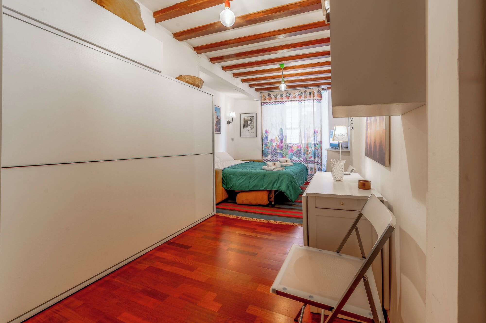 Studio Deluxe - utsikt mot innergården