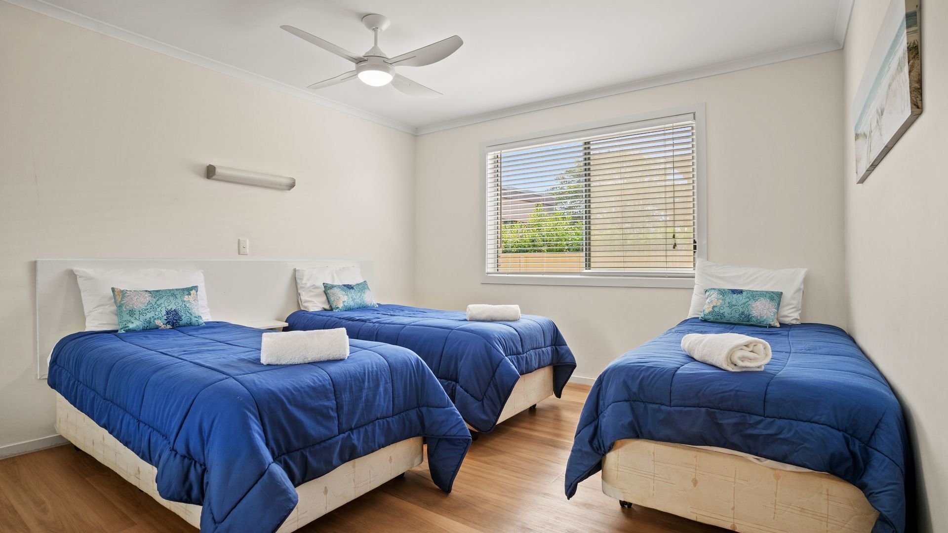 Comfortable 2br Coastal Unit With Wifi, Bbq Area, Parking & Linen Included, Close To Beach - Evans Head