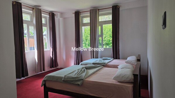 3 bedrooms, WiFi, bed sheets