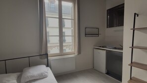 1 bedroom, Internet, bed sheets - Beautiful Studio T1 in Vieux tours (tours)