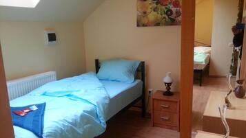 Ullakkohuoneisto, 2 makuuhuonetta