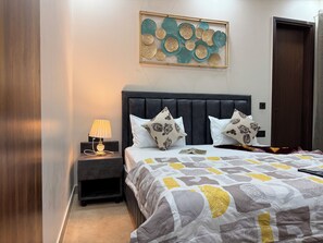 Studio Tiêu chuẩn, ban công, quang cảnh thành phố | Phòng cách âm, bàn ủi/dụng cụ ủi quần áo 