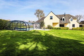 Exterior - Charming 13-person house with pool, garden and cinema (Pleslin-Trigavou)