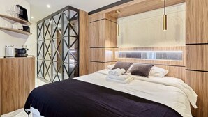 1 室のベッドルーム、アイロン / アイロン台、WiFi、ベッドシーツ