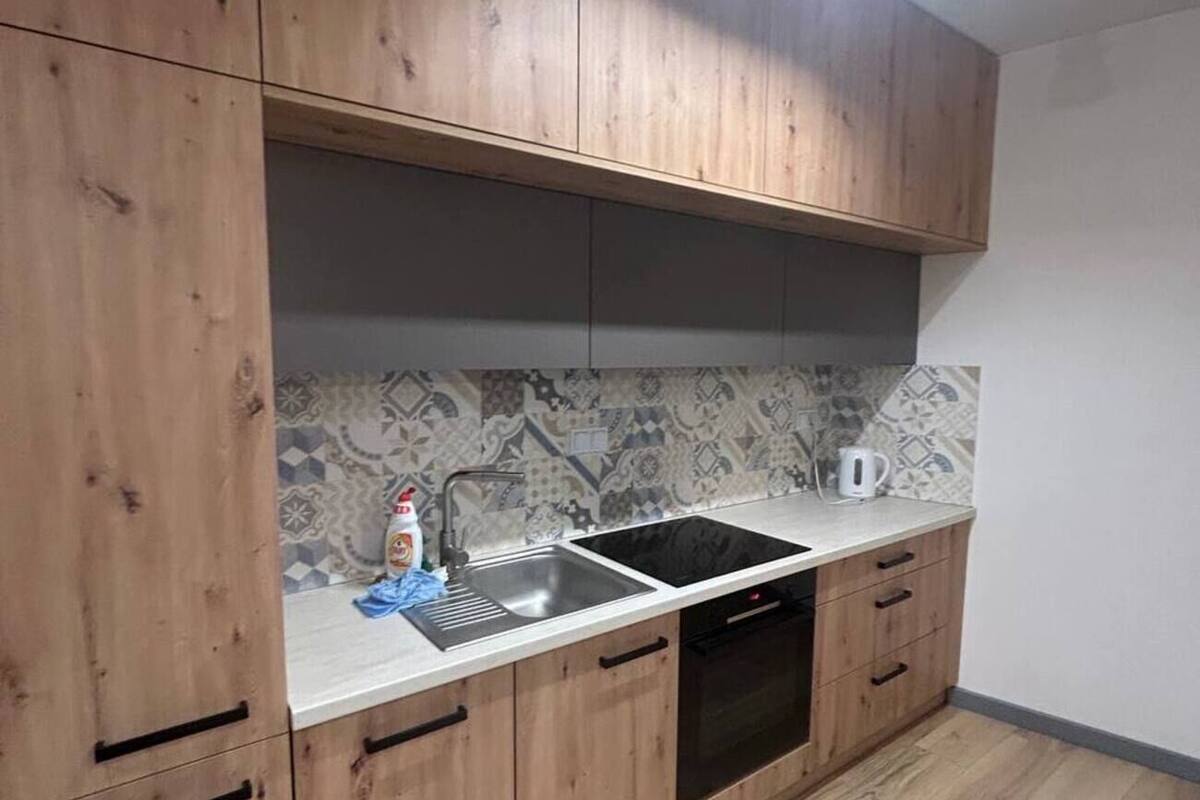 Căn hộ tiện nghi đơn giản, ban công, quang cảnh sân vườn | Bếp riêng