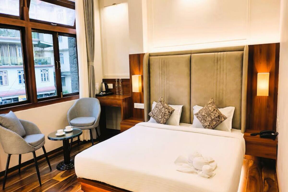 Premium Suite, City View