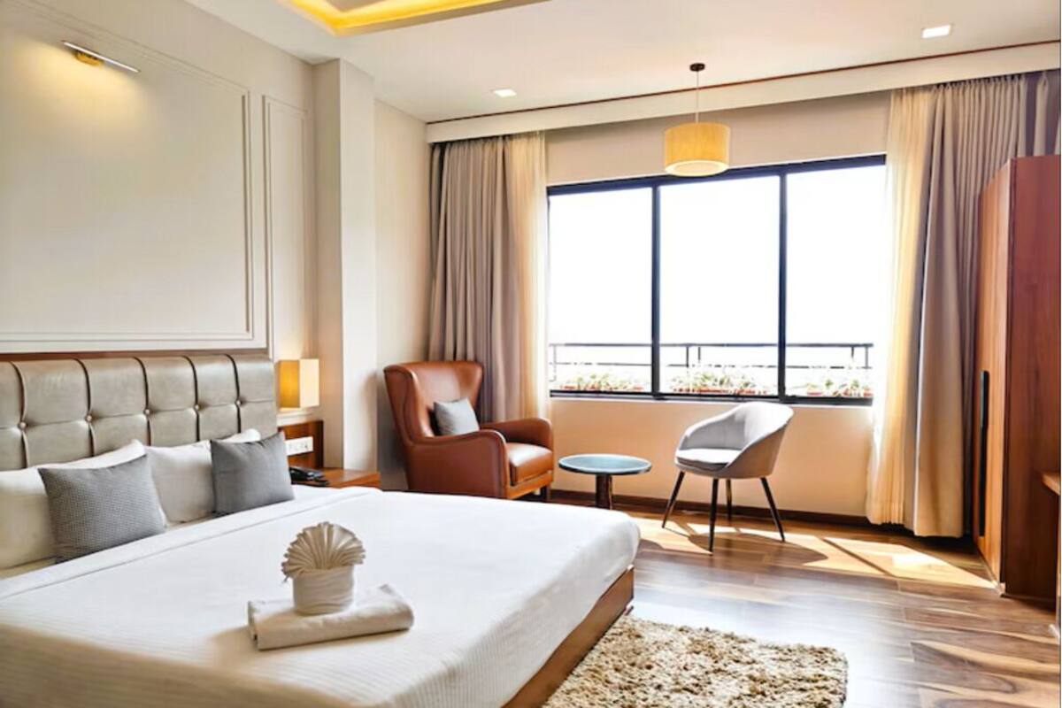 Suite, Mountain View