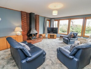 Living area - Cherry Trees (Grimsby)