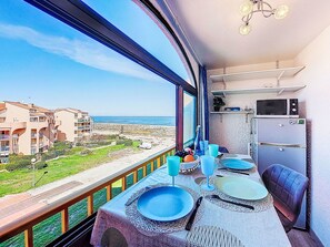 Outdoor dining - Palm Beach by Interhome (Le Barcarès)