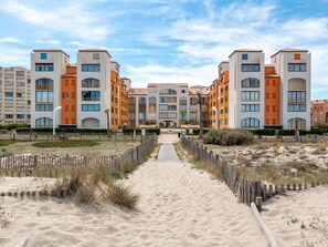 Exterior - Palm Beach by Interhome (Le Barcarès)