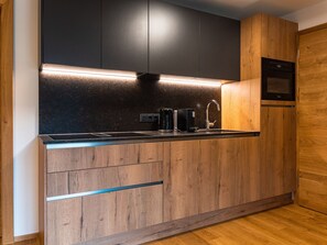 Fridge, oven, dishwasher, cookware/dishes/utensils - 3_SPA - Junior Suite 208 by Interhome (Zell am See)