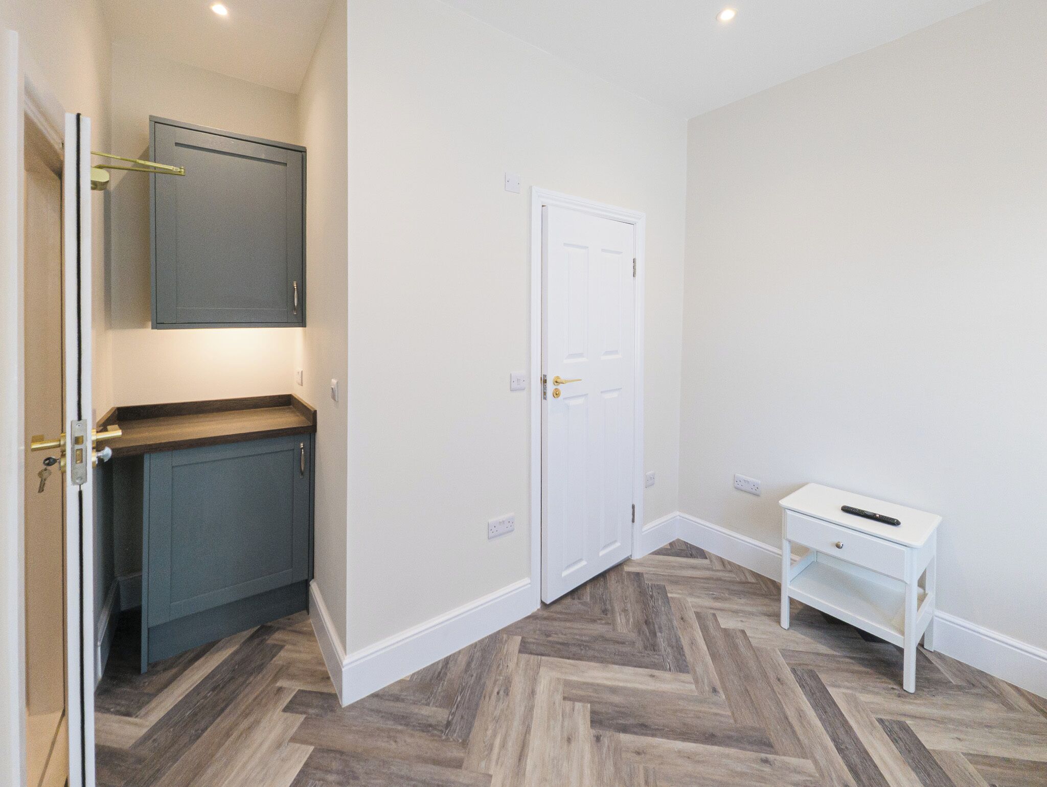 Deluxe House | Interior