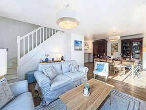 TV - Vacation home Lotivy by Interhome (Quiberon)