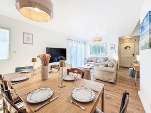 TV - Vacation home Lotivy by Interhome (Quiberon)