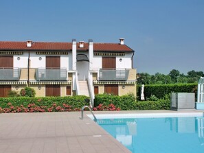 Pool - Corte Girasole by Interhome (Lazise)