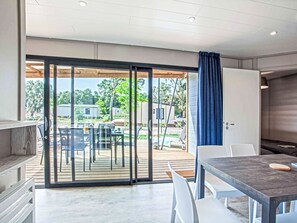 Dining - Lodge Natura 6p by Interhome (Santa Maria-Poggio)